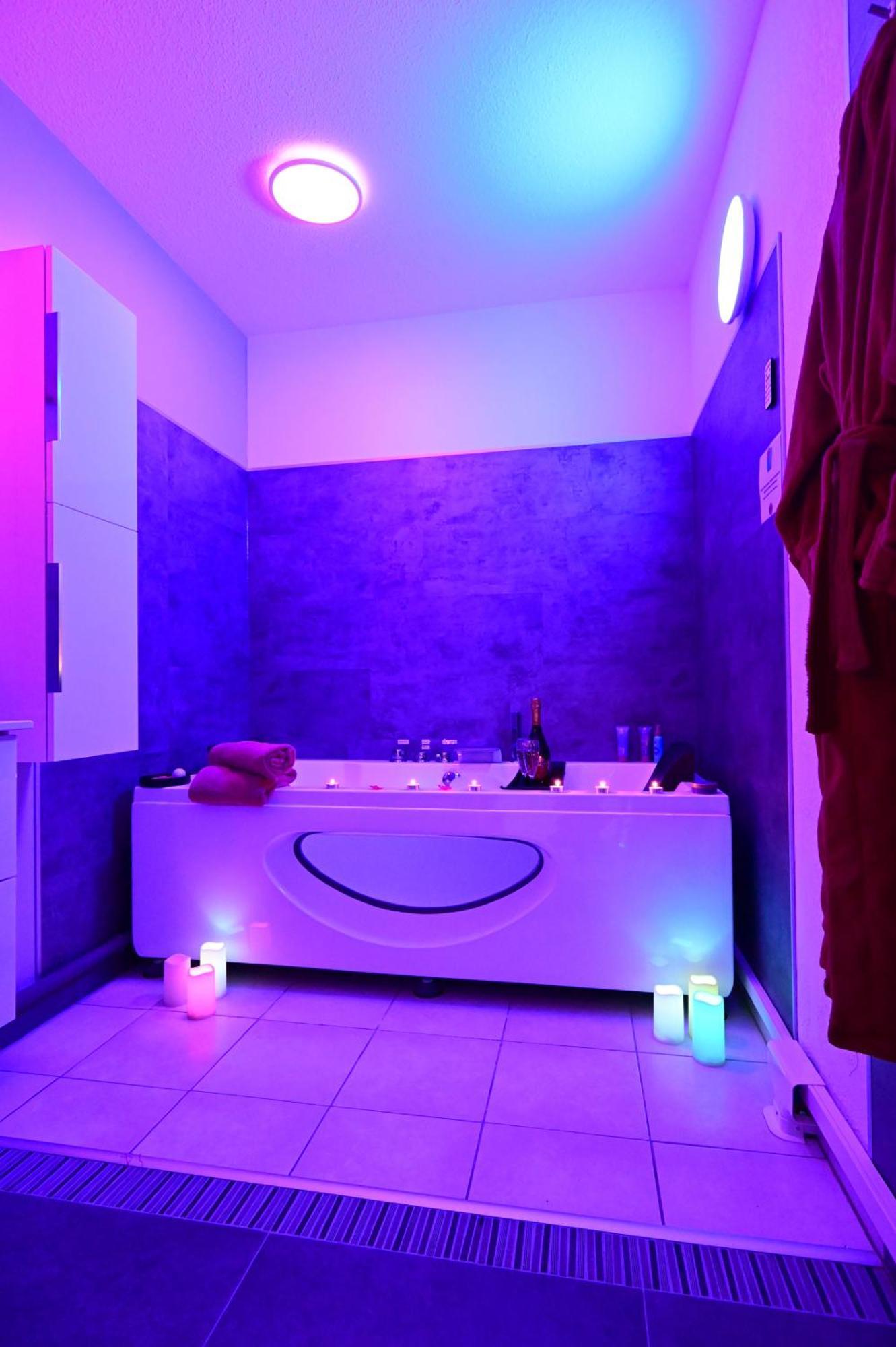 Love Room A Deux Pas De L'Ocean Avec Hammam, Sauna Et Bain A 2 :-) Biscarrosse Dış mekan fotoğraf